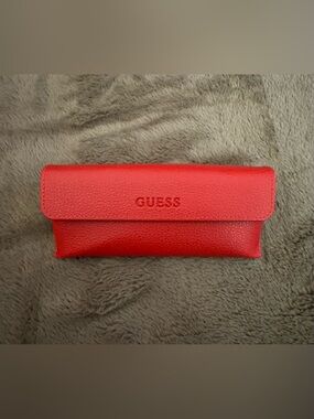 GUESS Brand new  Red Pebbled leather sunglass case